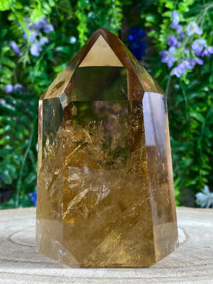 2025 Natural Stone Jewelry Trends: Energy, Style, and Sustainability