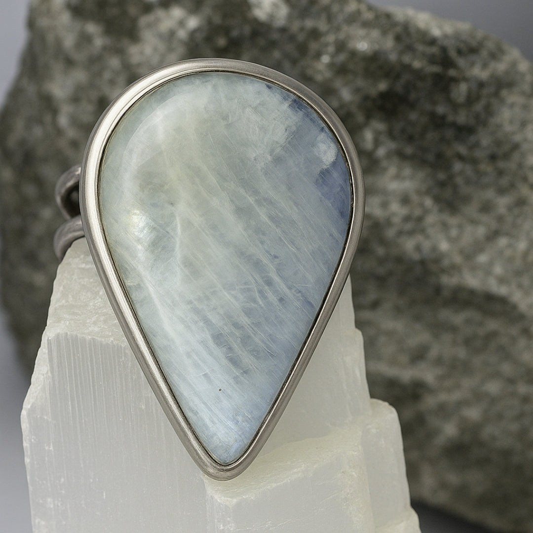 Rainbow Moonstone Ring Selene Spectrum Adjustable 925 Sterling Silver Full Flash Crystal Healing Jewelry for Intuition Balance Goddess Gift