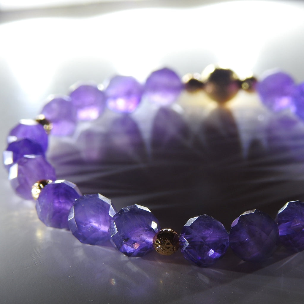 Amethyst Bracelet 8 mm Faceted – Amethyra Veil of Dreams – Arcana Aurora Collection