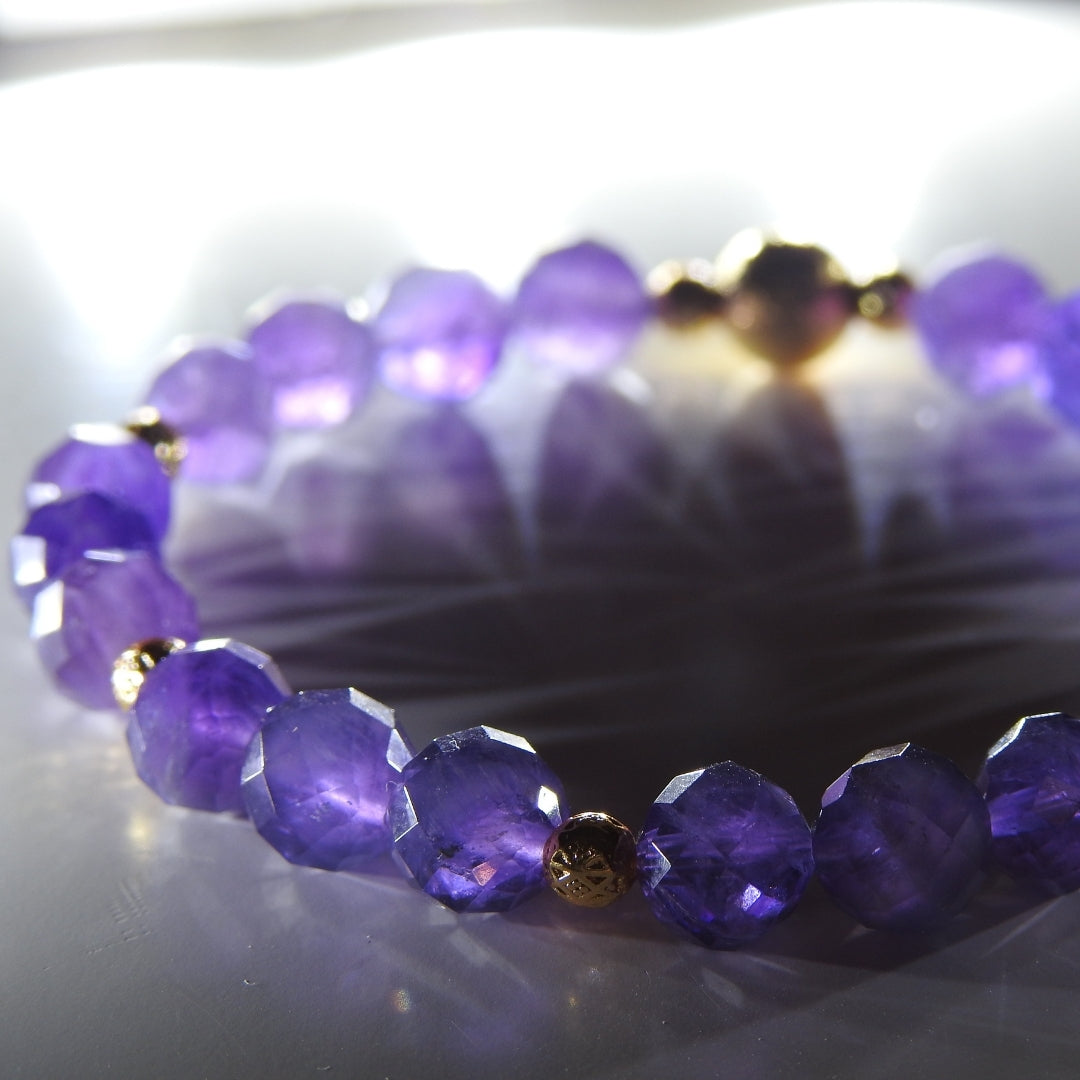 Amethyst Bracelet 8 mm Faceted – Amethyra Veil of Dreams – Arcana Aurora Collection