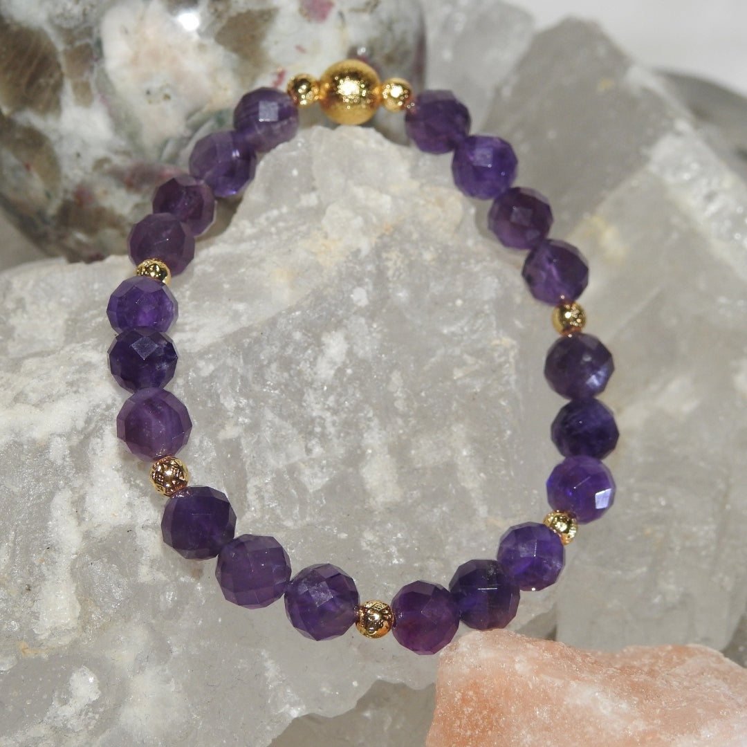 Amethyst Bracelet 8 mm Faceted – Amethyra Veil of Dreams – Arcana Aurora Collection