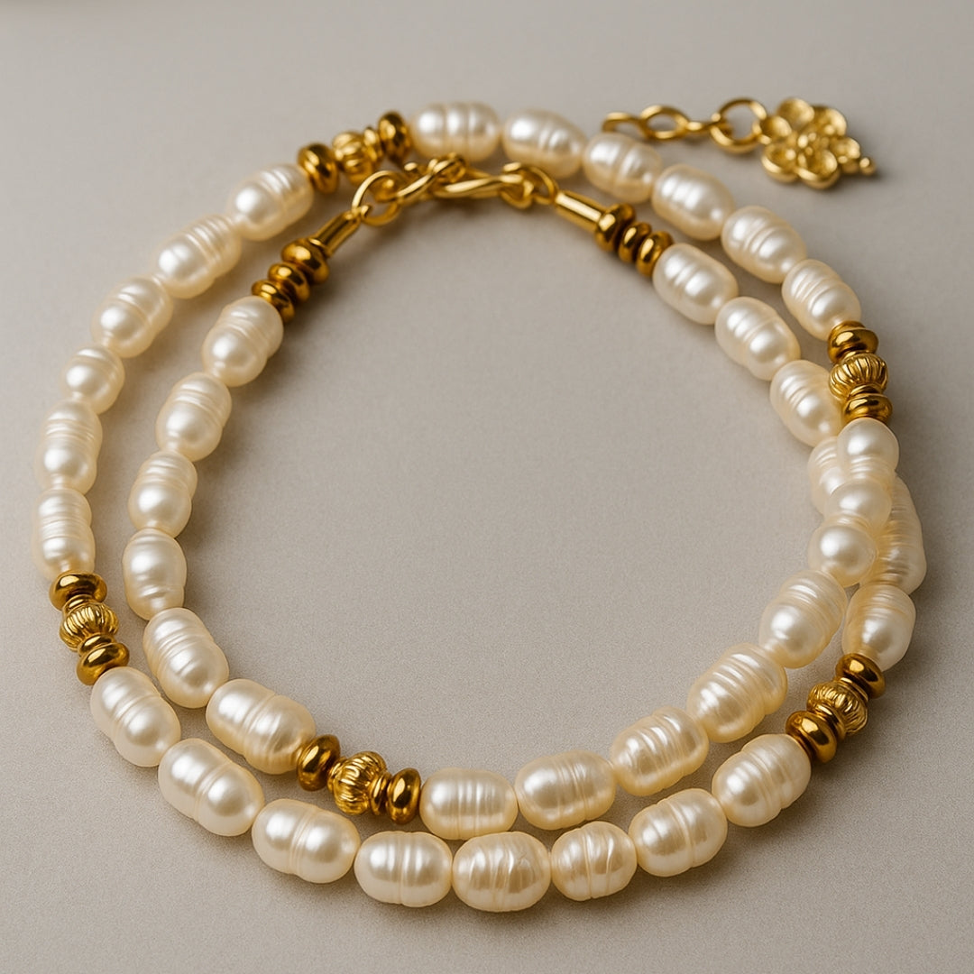 Lunar Pearl Choker – Soft Moonlight Edition Freshwater Necklace with Gold Accents Minimalist Bridal Jewelry