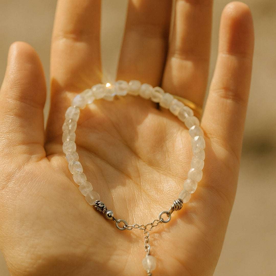 Moonstone Cube Bracelet Cube Cut 4–5 mm | 925 Silver |
